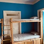 Hostel The Pink House *