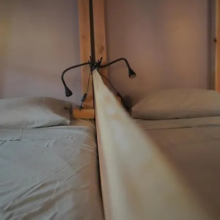 Hostal The Pink House