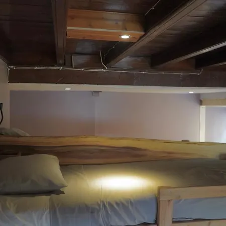 Hostal The Pink House *