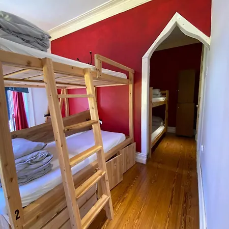 The Pink House Hostal