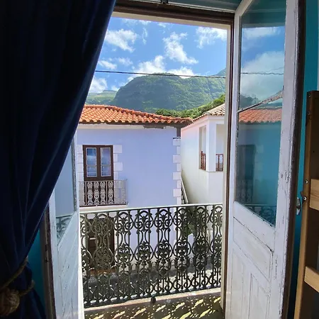 Hostal The Pink House