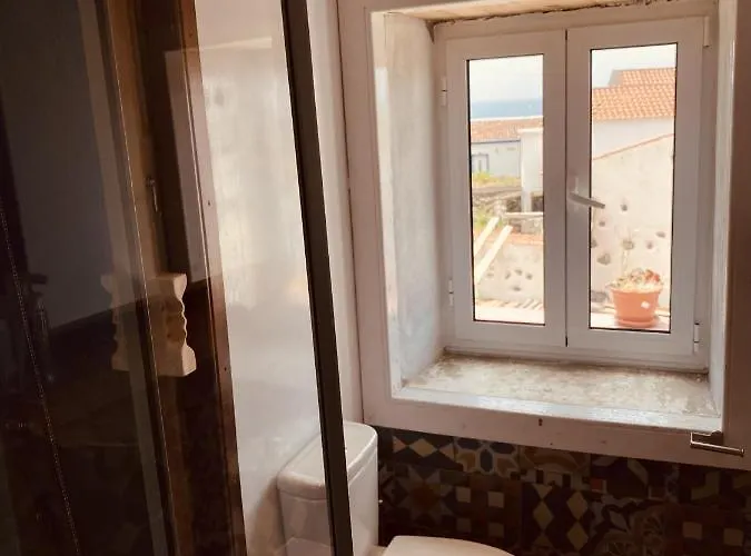 Hostel The Pink House Faja Grande