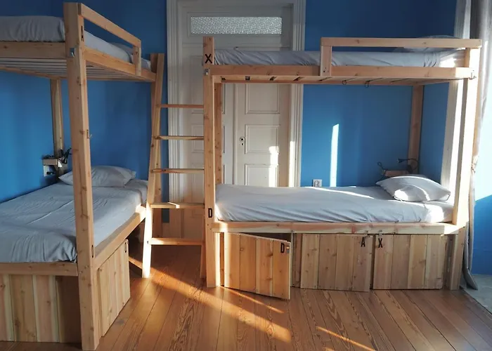 بيت شباب The Pink House Faja Grande