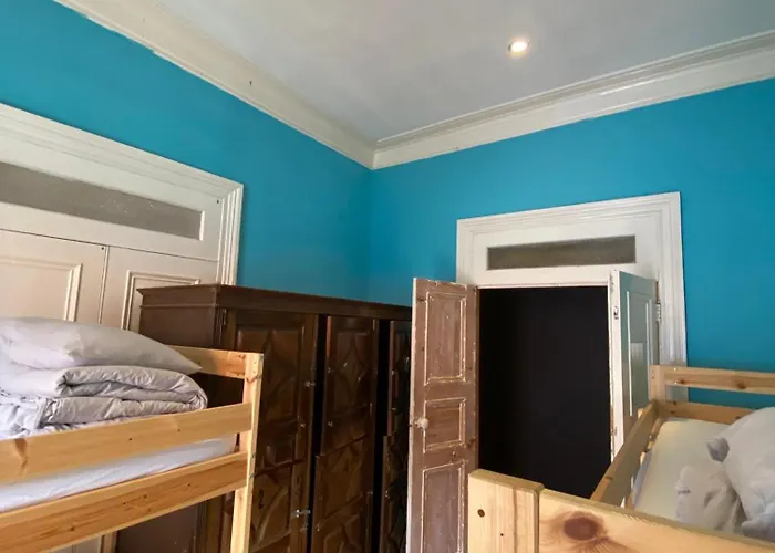 The Pink House Hostel Faja Grande